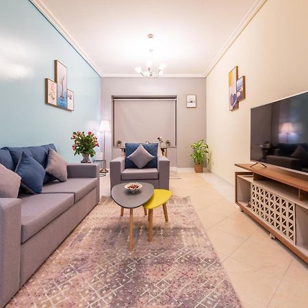 Trinity Holiday Homes - Sheikh Zayed Road Near To Financial Center Metro Station Dubai Buitenkant foto