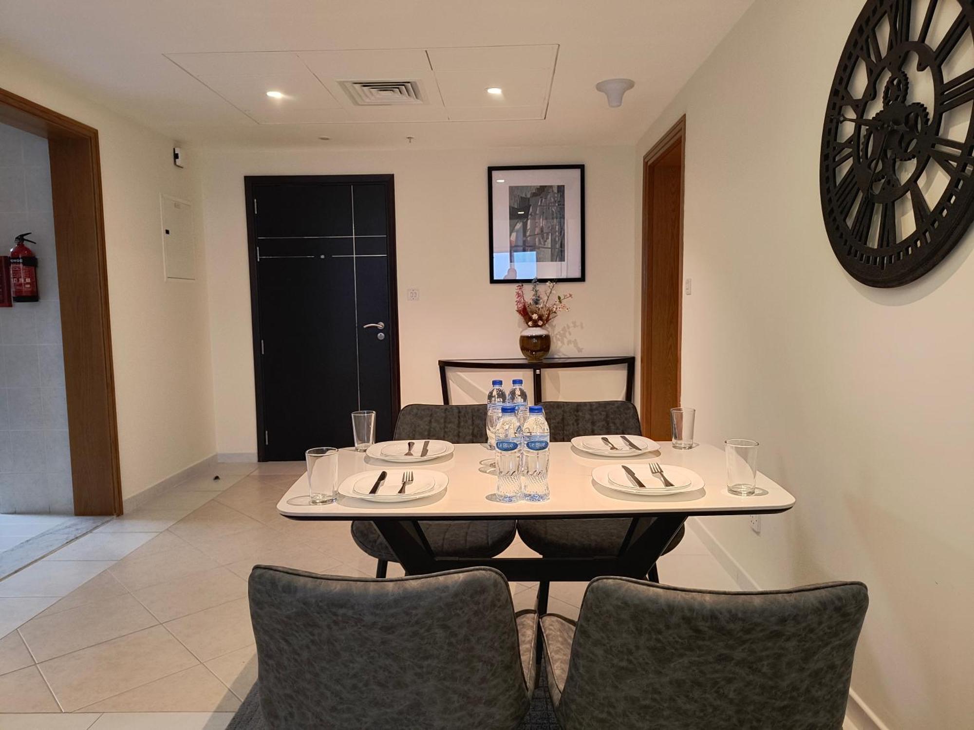 Trinity Holiday Homes - Sheikh Zayed Road Near To Financial Center Metro Station Dubai Buitenkant foto