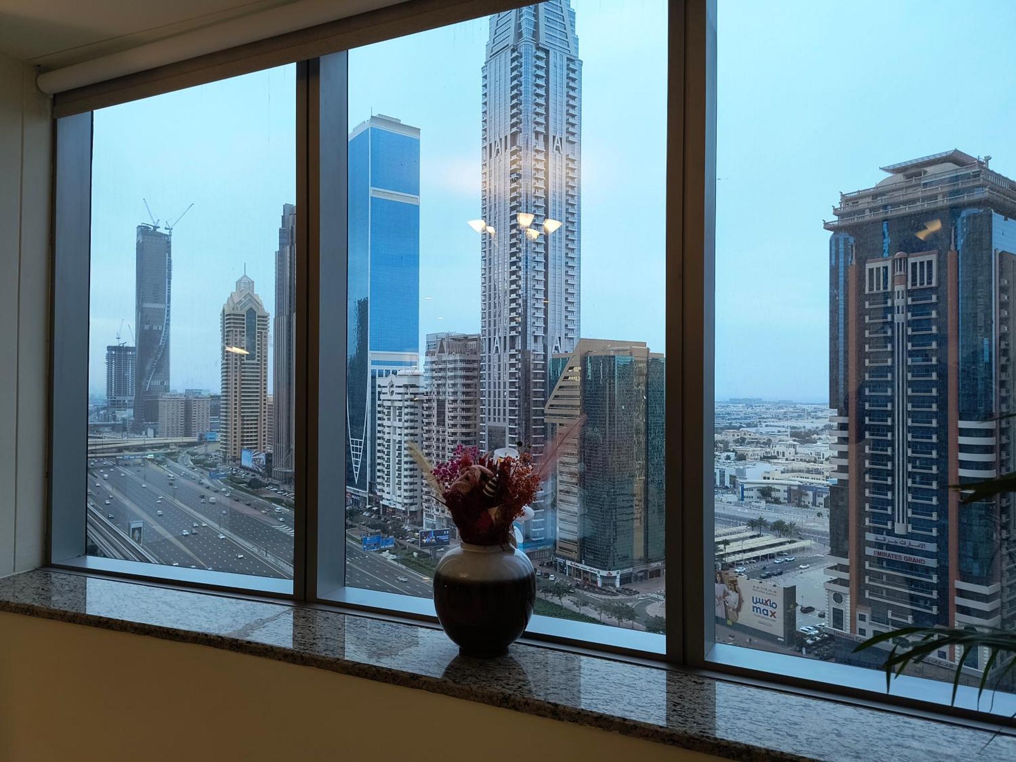 Trinity Holiday Homes - Sheikh Zayed Road Near To Financial Center Metro Station Dubai Buitenkant foto