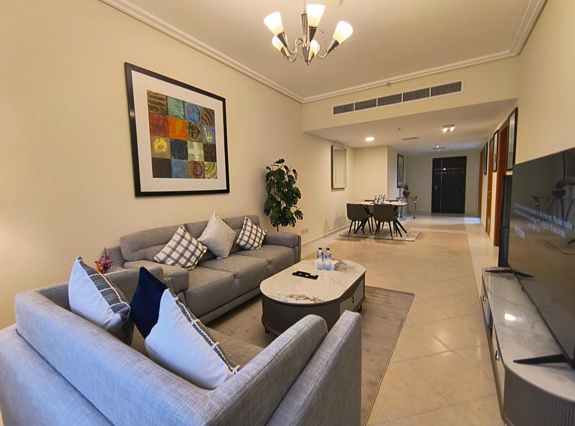 Trinity Holiday Homes - Sheikh Zayed Road Near To Financial Center Metro Station Dubai Buitenkant foto