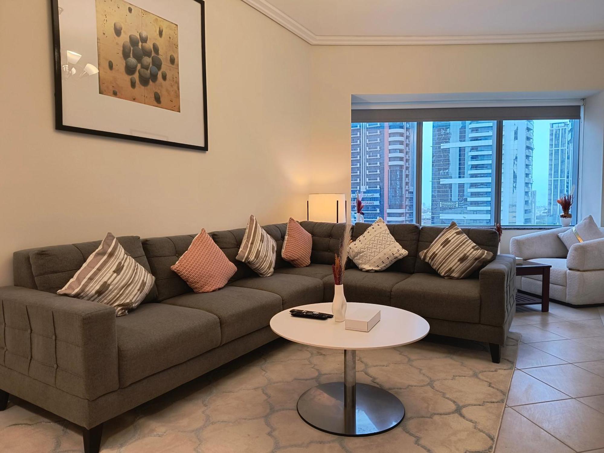 Trinity Holiday Homes - Sheikh Zayed Road Near To Financial Center Metro Station Dubai Buitenkant foto